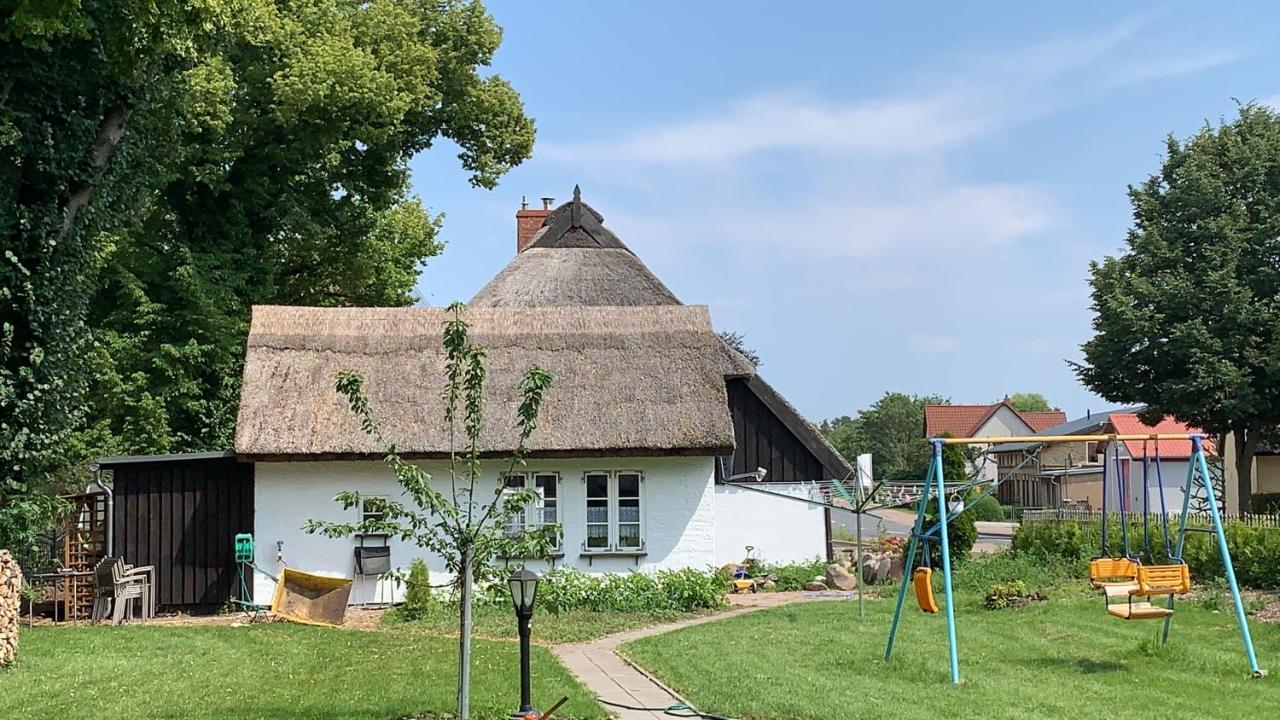 Ferienhaus Alte Schule Rambin Auf Ruegen Ngoại thất bức ảnh